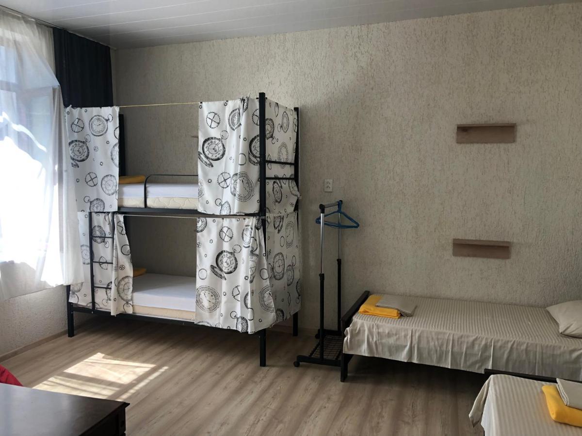 Suncity Ostello Batumi Esterno foto