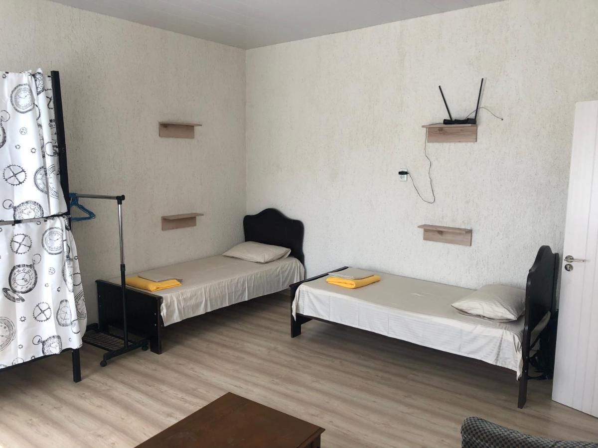 Suncity Ostello Batumi Esterno foto