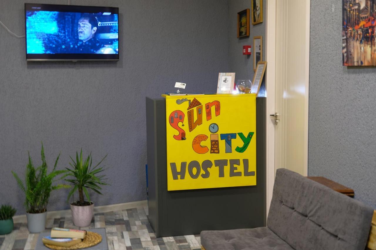 Suncity Ostello Batumi Esterno foto